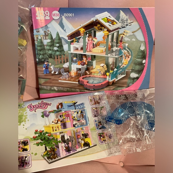 Lego Lot! Cool Ski Resort Building Set along with other legos in ziplock bag - Picture 14 of 16